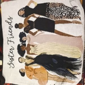 Woven tote bags are Afrocentric Sister Friends